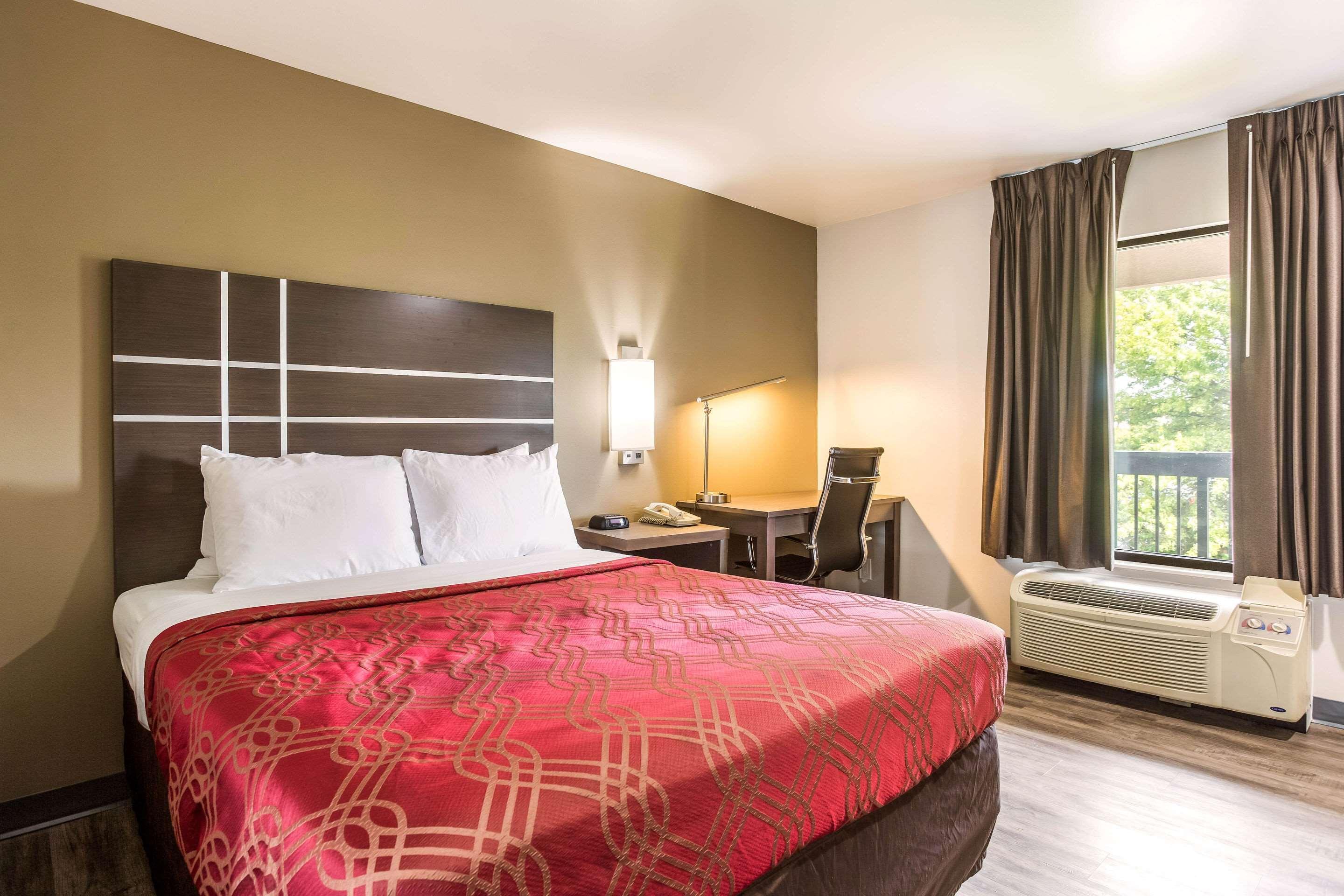 Econo Lodge Inn & Suites Мерфрісборо Екстер'єр фото