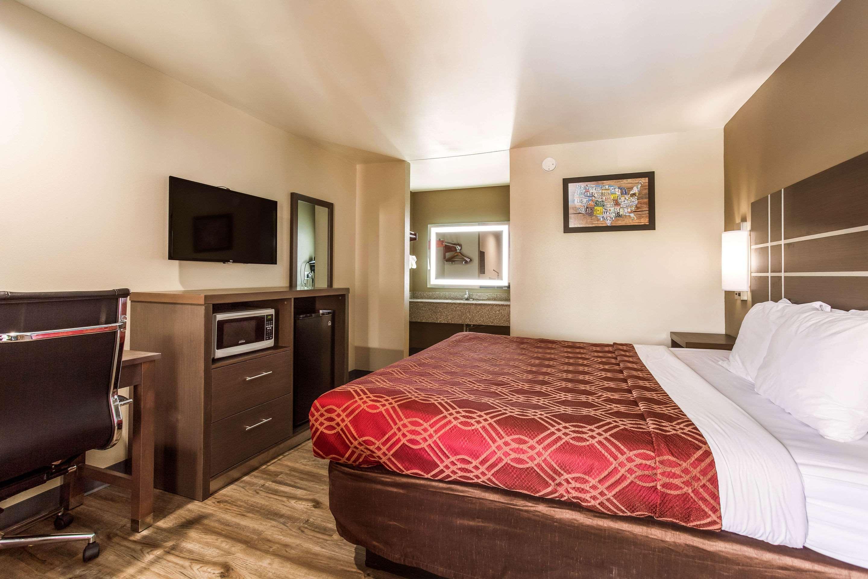Econo Lodge Inn & Suites Мерфрісборо Екстер'єр фото