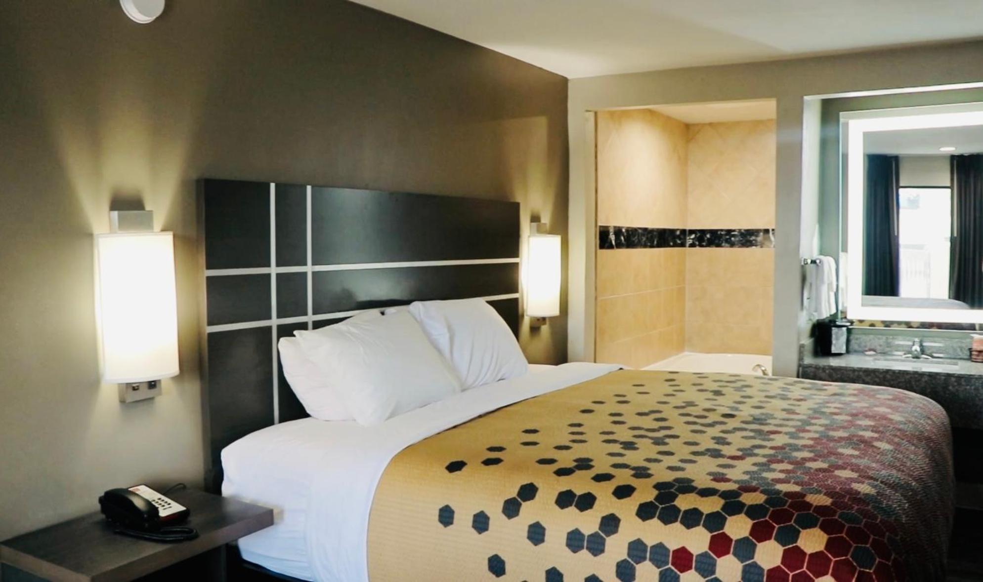 Econo Lodge Inn & Suites Мерфрісборо Екстер'єр фото